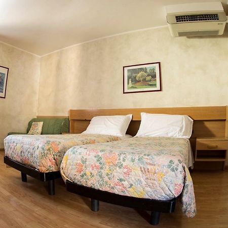 Hotel Centro トッレ・ペッリチェ エクステリア 写真
