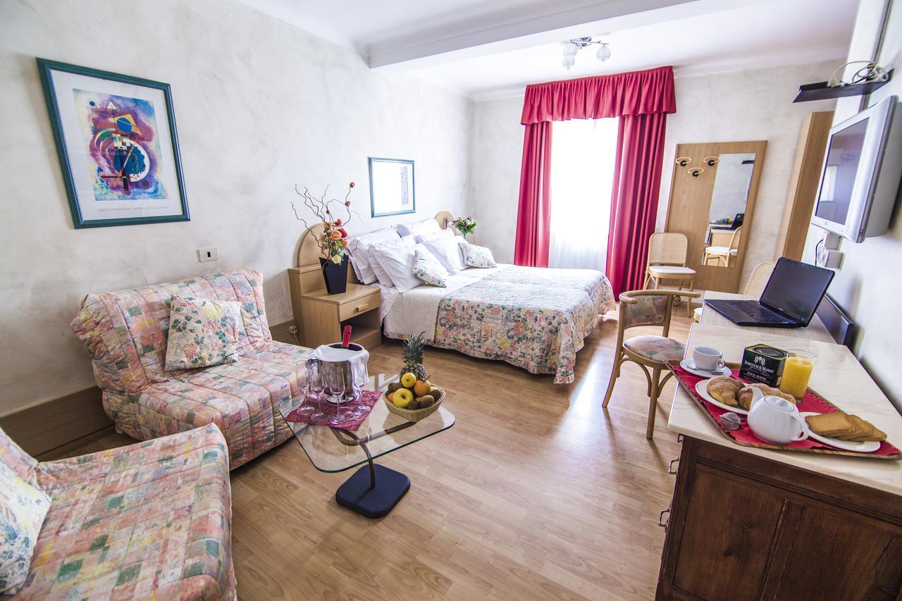 Hotel Centro トッレ・ペッリチェ エクステリア 写真